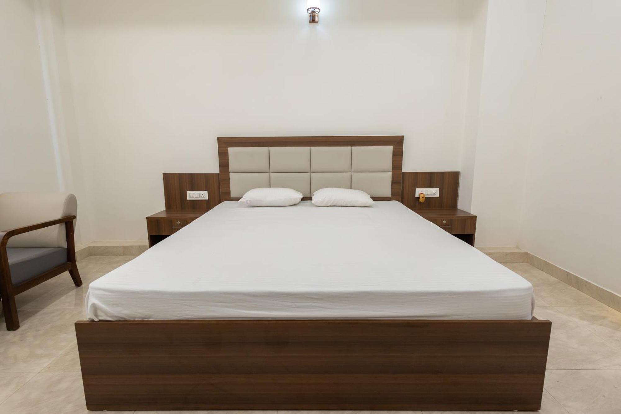Maryada Maitri Resort -100 Rooms & 3 Banquets Силигури Екстериор снимка