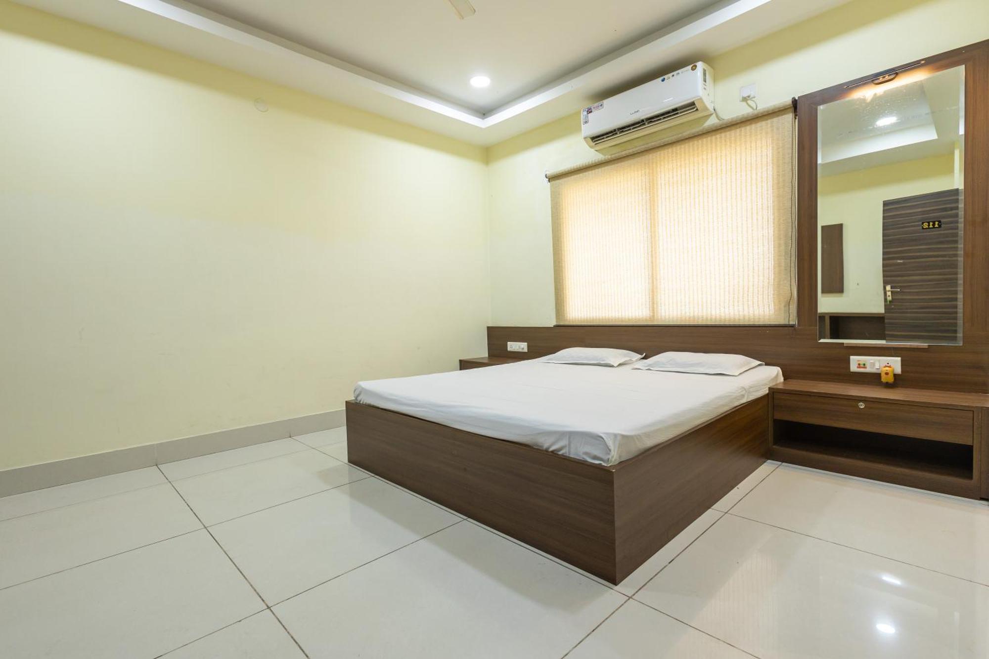 Maryada Maitri Resort -100 Rooms & 3 Banquets Силигури Екстериор снимка