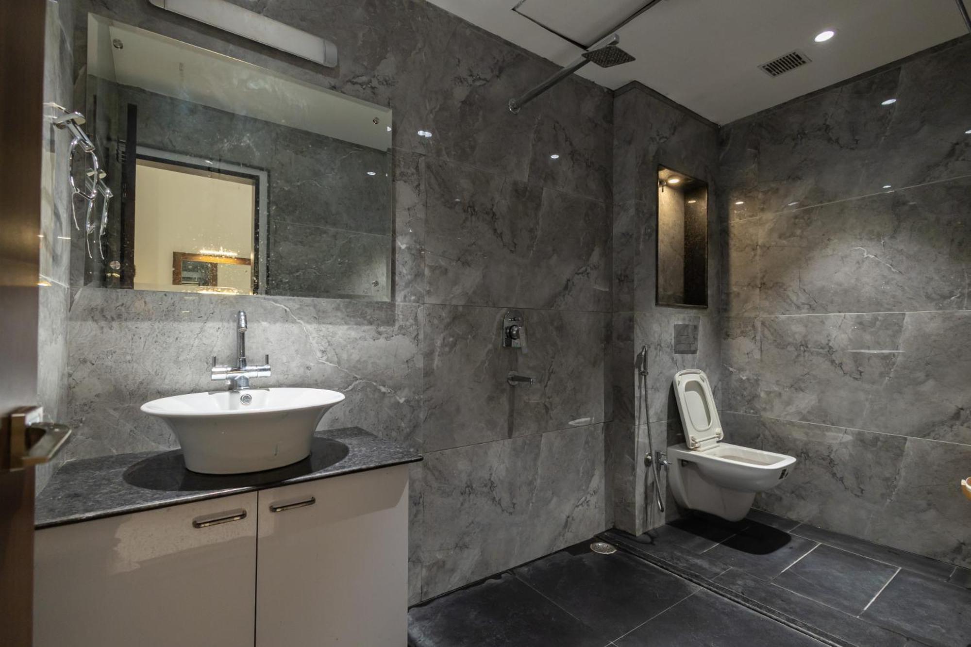 Maryada Maitri Resort -100 Rooms & 3 Banquets Силигури Екстериор снимка