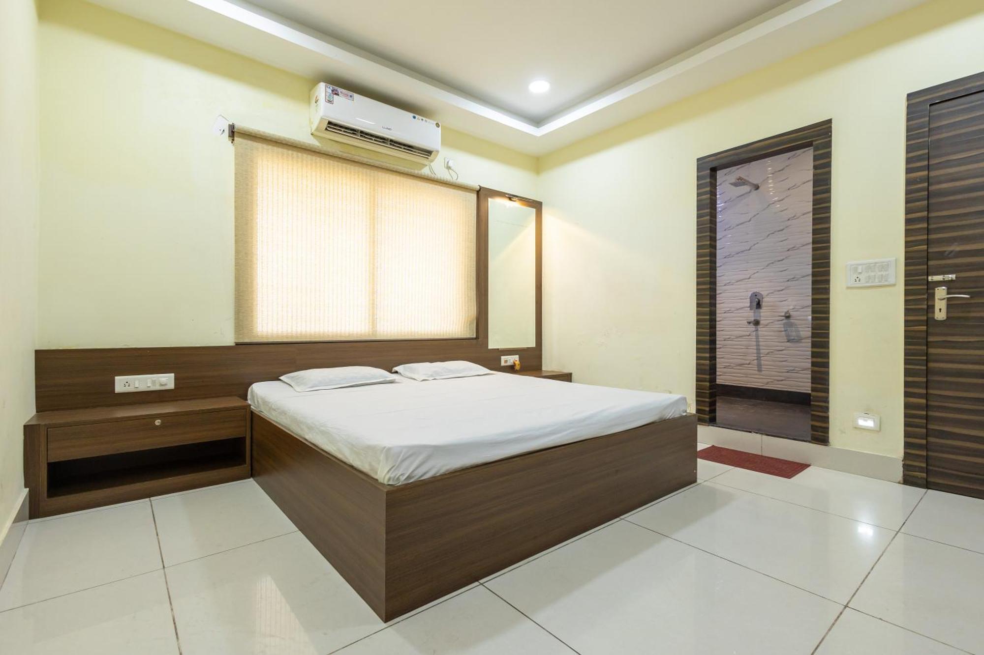Maryada Maitri Resort -100 Rooms & 3 Banquets Силигури Екстериор снимка
